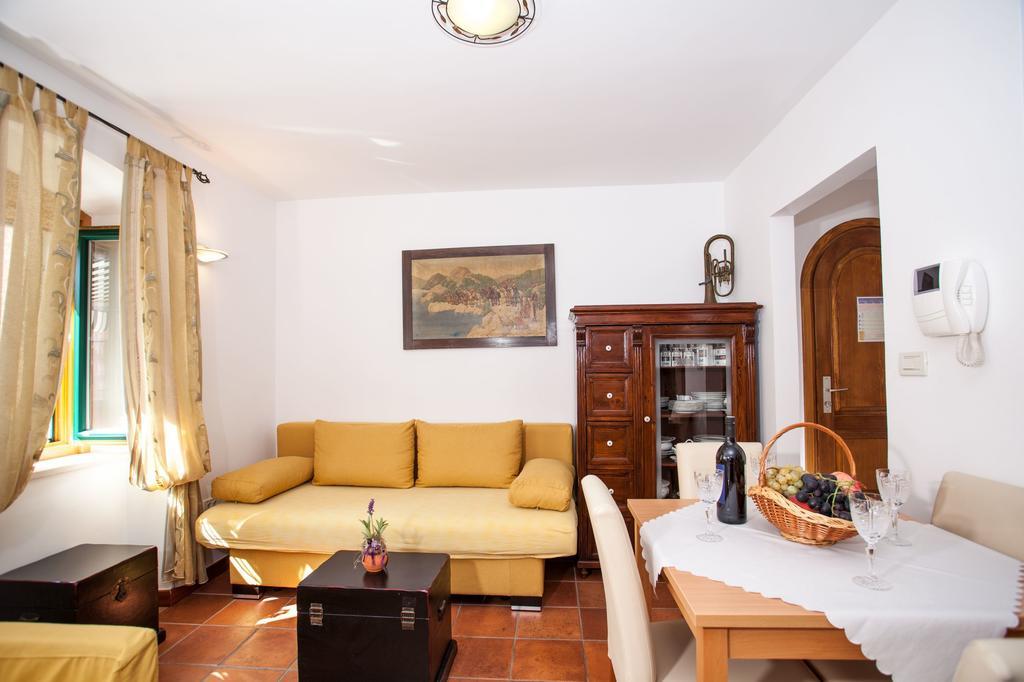 Apartments Linda Makarska Quarto foto